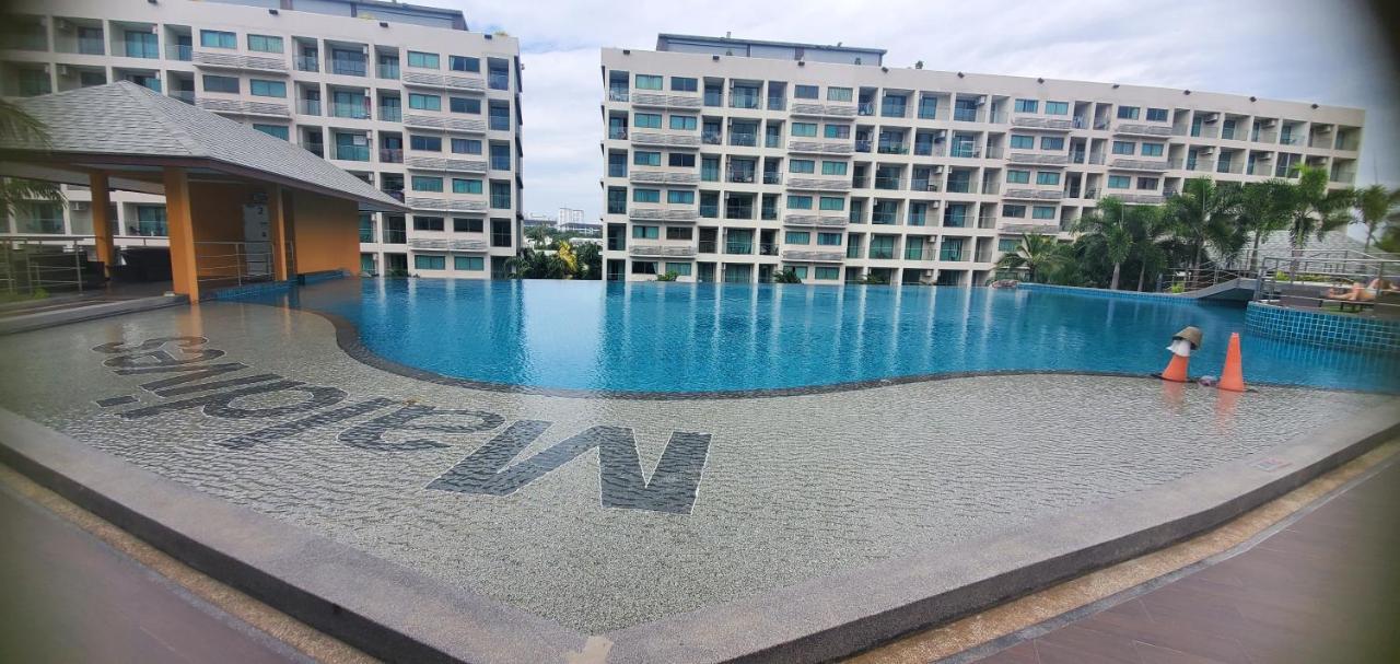 Laguna Beach Resort3 Praia de Jomtien Exterior foto